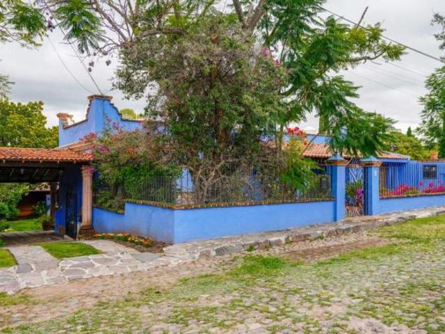 Casa de un sólo nivel en Los Frailes, San Miguel de Allende