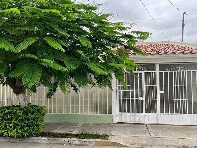 Casa de UNA Planta Colinas del R?o