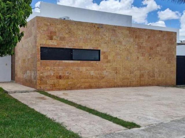 CASA DE UNA PLANTA CON TERRENO DE 524M2 FUERA DE PRIVADA EN VENTA. DZITYA, MÉRIDA, YUCATÁN