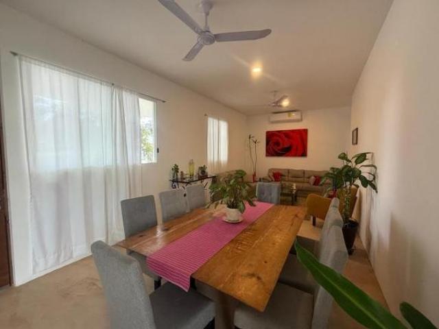 Casa de una planta Conkal