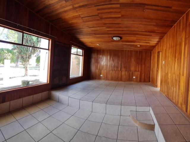 CASA de UNA planta, fraccionamiento, cerca de CU, venta Puebla