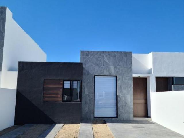 Casa de una Planta de 2 recámaras en Venta, Mayorca Residencial, ¡Con 160 mts de terreno