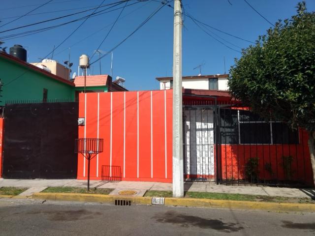 CASA DE UNA PLANTA EN RENTA EN LA CAÑADA ATIZAPAN