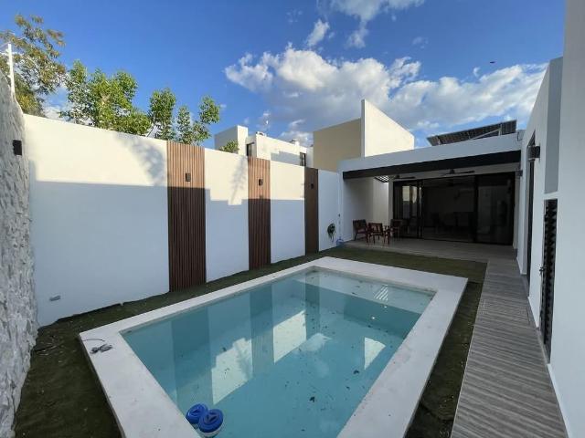 CASA DE UNA PLANTA EN RENTA / SANTA GERTRUDIS COPO