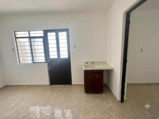 Casa de una planta en venta en Jardines del Río, Guadalupe | 144 m² de terreno