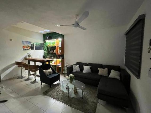 Casa de una planta en venta en Los Héroes
