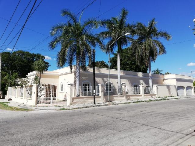 casa de una planta en venta o renta para oficinas, restaurante u hotel