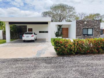 CASA DE UNA PLANTA EQUIPADA EN PRIVADA RESIDENCIAL CEDAR