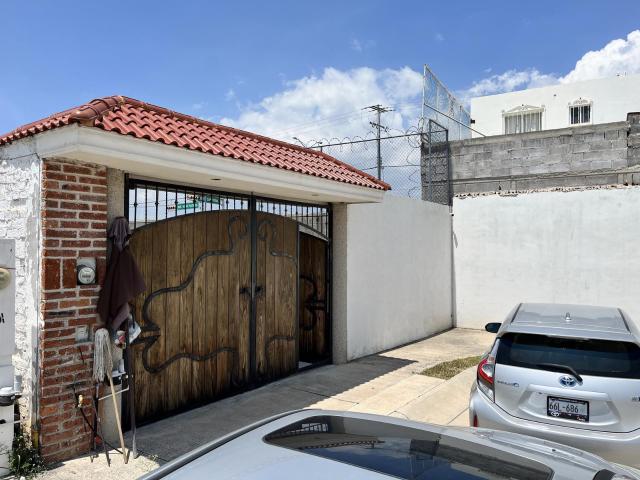 CASA DE UNA PLANTA Y 2 RECAMARAS EN RENTA H?ROES DE LE?N