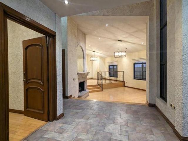 Casa de una planta y linda área social en Residencial San Alberto