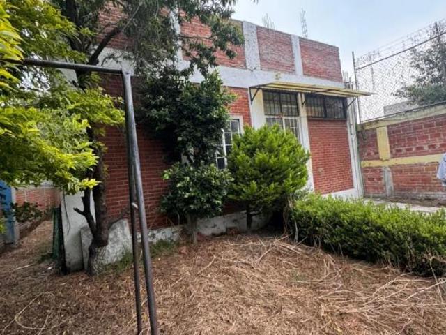 CASA DE UNA SOLA PLANTA, CON USO DE SUELO MIXTO. ACUEDUCTO, XOCHIMILCO