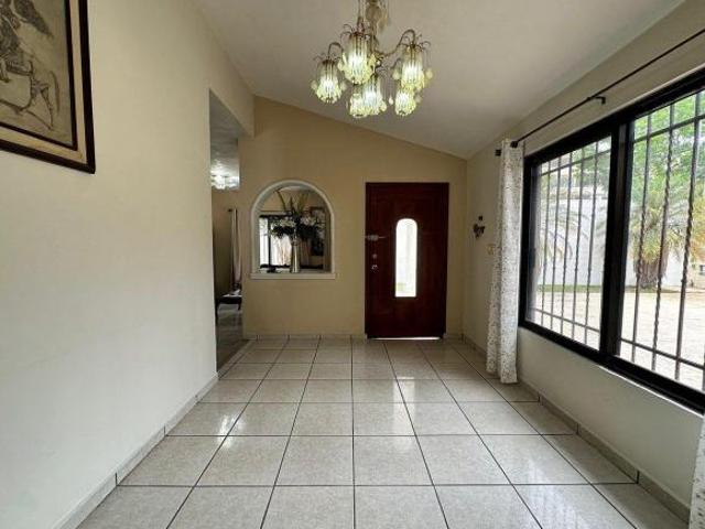 CASA DE UNA SOLA PLANTA EN VENTA EN MERIDA, YUCATAN EN BENITO JUAREZ NTE