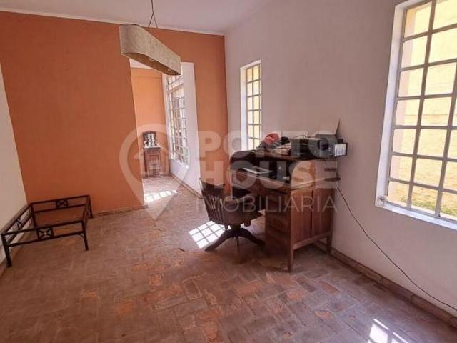 Casa de vila à venda Planalto Paulista, 3 suítes, 2 vagas, melhor local