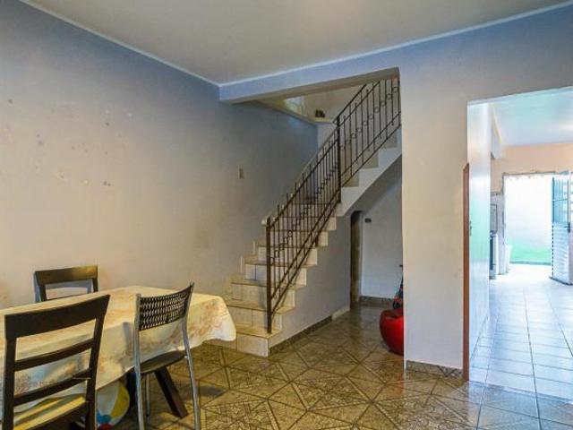 Casa de vila para venda em Vila Dalva com 4 quartos, 155m²