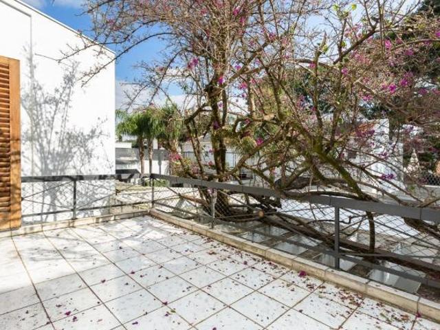 Casa de vila para venda em Morumbi com 5 quartos, sendo 1 suíte, 257m²