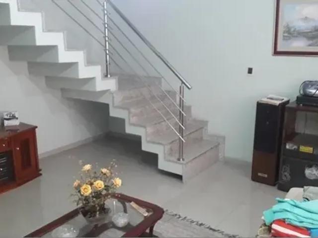 Casa de vila para venda possui 128 metros quadrados com 3 quartos em Encantado Rio de Janeiro RJ