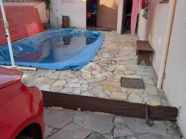 Casa de 04 dormitórios / Sumaré em Alvorada