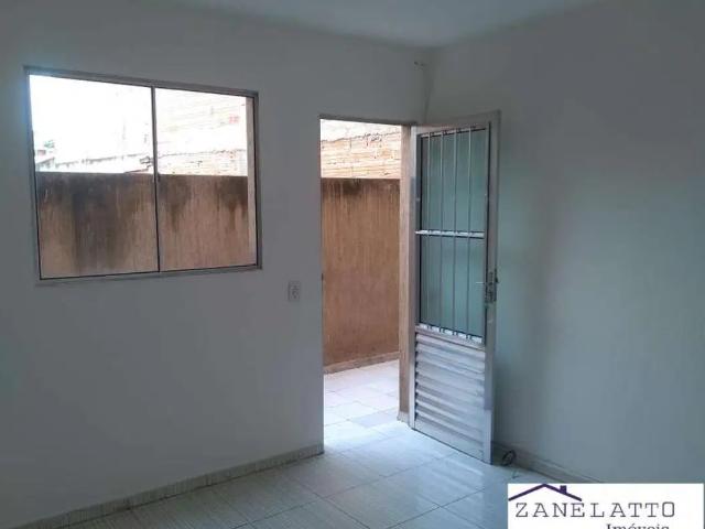Casa de 03 cômodos jd mitsutani próximo a vários comércios