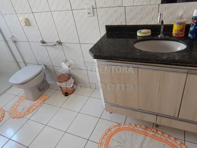 Casa de 03 dormitórios, piscina no bairro Residencial Cidade Jardim