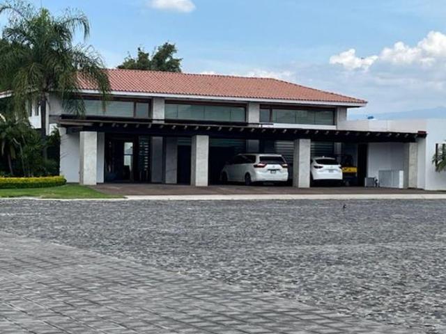 Casa de 1450 m² con 4 recámaras en venta en Nexatengo