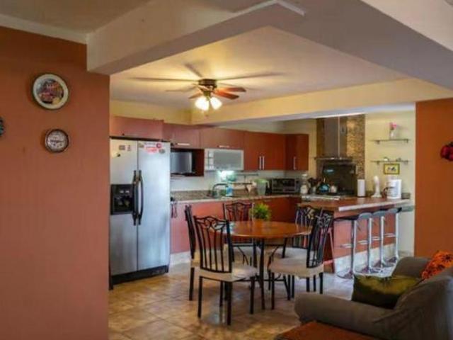 Casa de 150 m² con 3 recámaras en venta en Xochimilco, CDMX