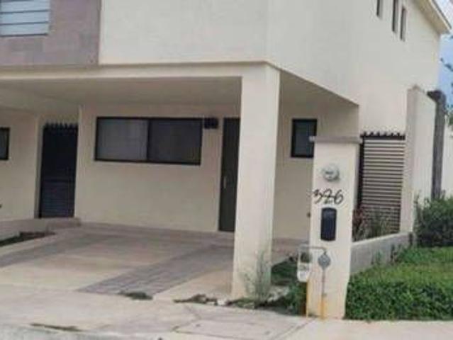 Casa de 150 m² con 3 recámaras en renta en Murano Residencial en Garcia
