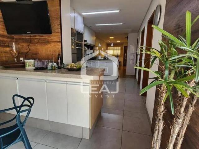 Casa de 150m² à venda com 3 quartos sendo 1 suíte e 3 vagas de garagem na Vila Prel Zona Sul de São