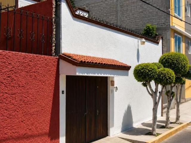 Casa en venta en colonia Cerro de La Estrella, Iztapalapa