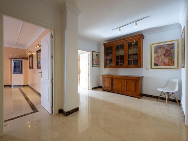 Casa de 1592 m2 en venta Alhaurín el Grande, Andalucía