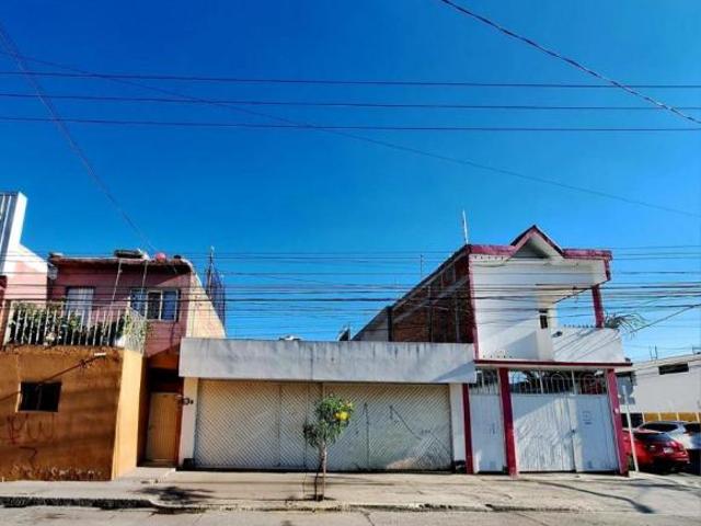 Casa de 160 m² con 2 recámaras en venta en Las Fuentes
