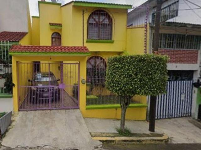 Casa de 160 m² con 3 recámaras en venta en Emiliano Zapata