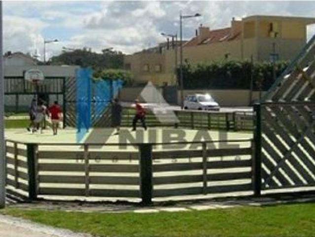 Casa de 160 m² para alugar Miramar, Vila Nova de Gaia, Porto