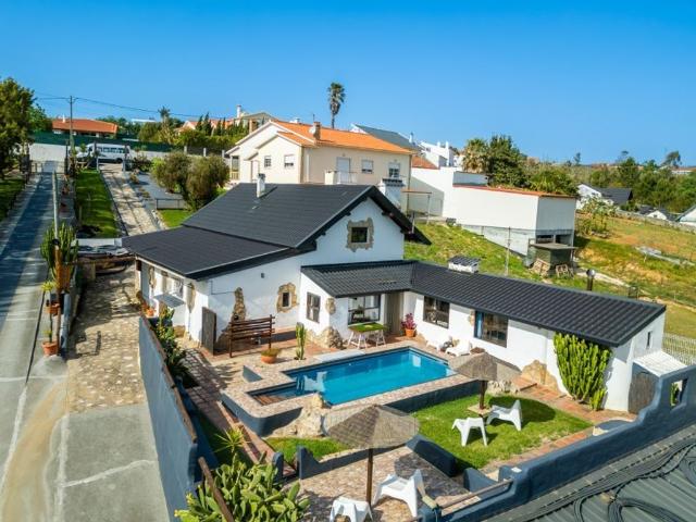 Casa de prestígio de 165 m² à venda Cadarroeira, Alcobaça, Leiria