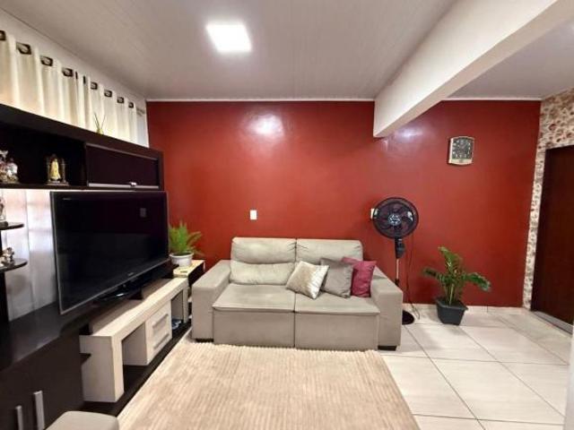 Casa de 166 m² com 3 quartos à venda em Candangolândia, na avenida de esquina