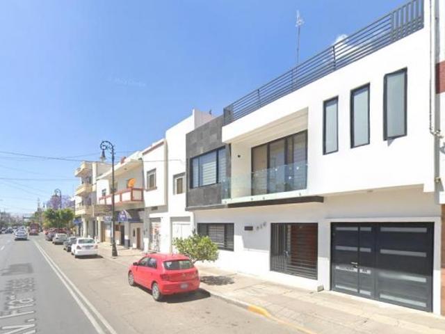 Casa de 170 m² con 4 recámaras en venta en Barrio La Purísima