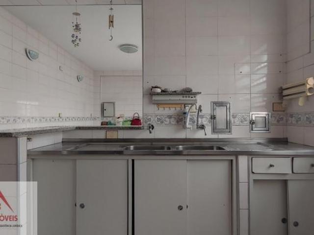 Casa de 170 m² para investir ou morar na Saude.