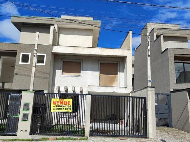 Casa de 174 m² com 3 quartos à venda em Curitiba