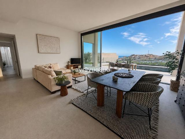 Casa de 175 m2 en venta Benahavís, Andalucía