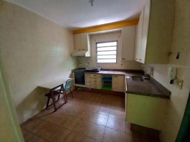 Casa de 176m² com 03 quartos e 4 salões à venda Jardim Macedo