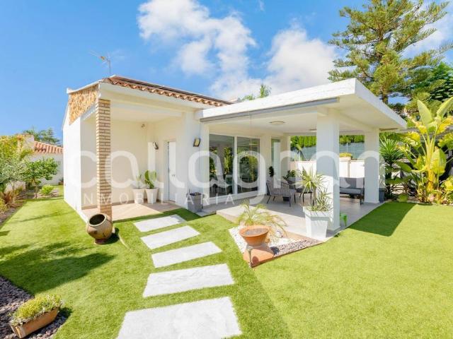 Casa de 178 m2 en venta La Eliana, Comunidad Valenciana