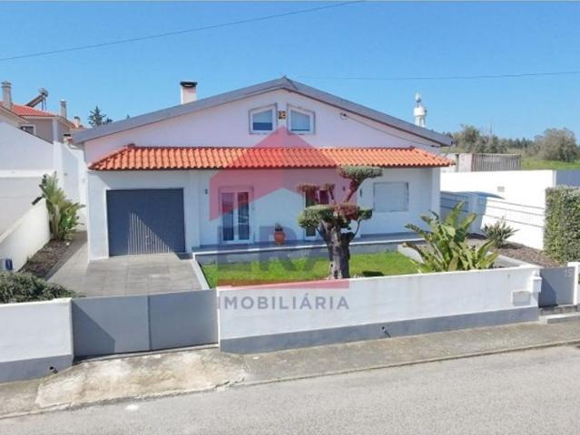 Casa de 178 m² à venda Bombarral, Portugal