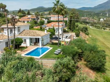 Casa de 179 m2 en venta Estepona, España