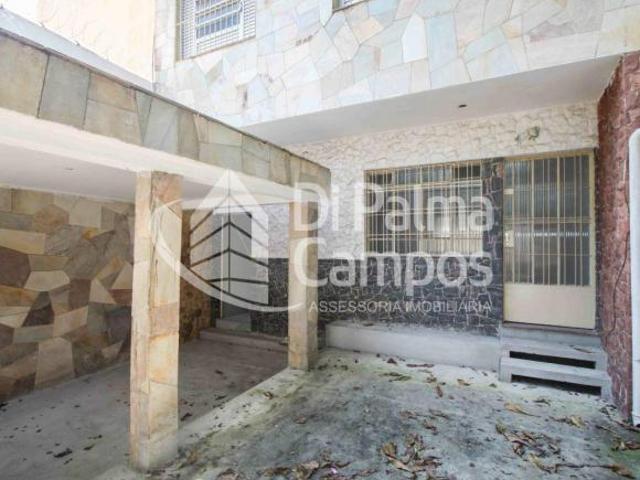 Casa de 179m² com 4 quartos no bairro do Cambuci próximo ao metrô