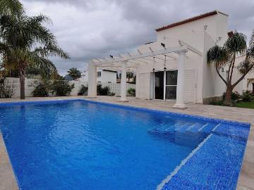 Casa de 180 m2 en alquiler Calpe, Comunidad Valenciana