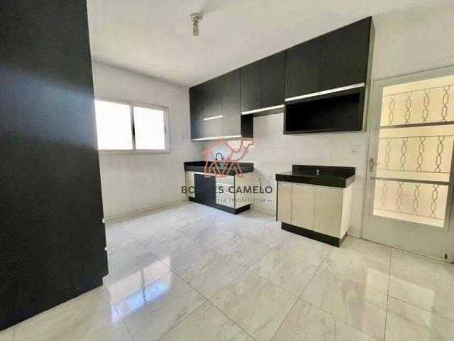 Casa de 180 m² na Maria de Deus Serrano Belo Horizonte MG, aluguel por R$ 4.500/mês