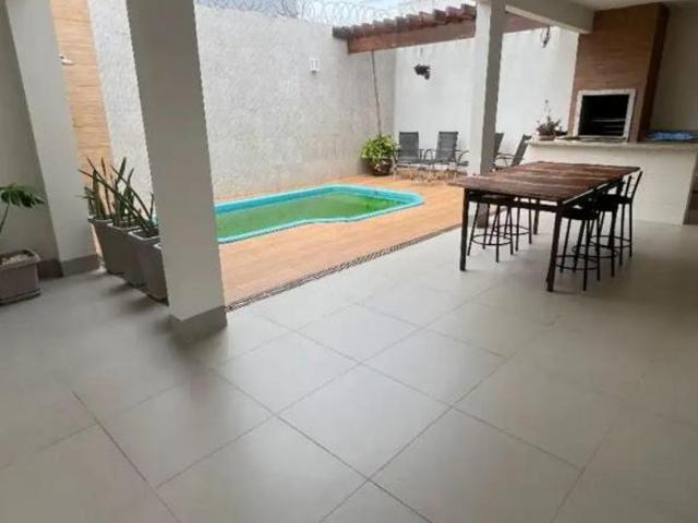 Casa de 180 m² com 3 quartos à venda na Vila Medeiros