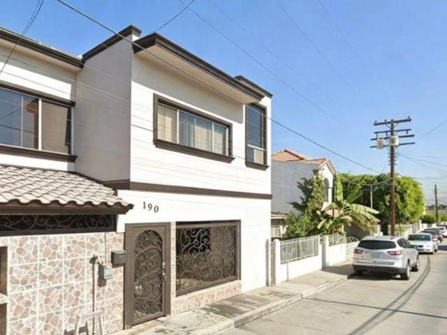Casa de 180 m² con 4 recámaras en venta en Gas y Anexas