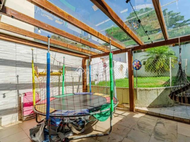 Casa de 181 m de 3 dormitórios
