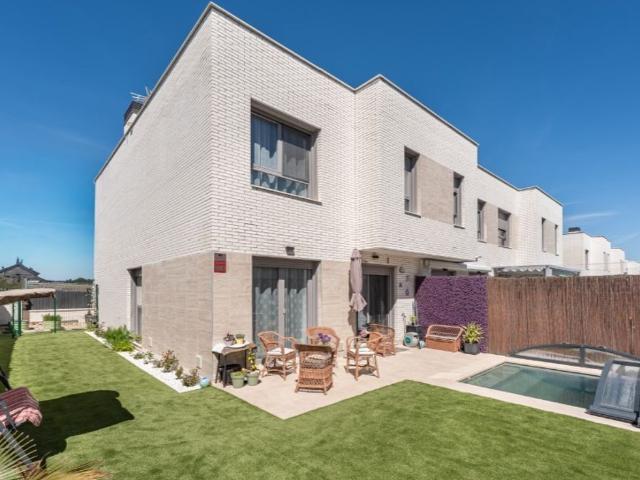 Casa de 186 m2 en venta Torrejón de Ardoz, España