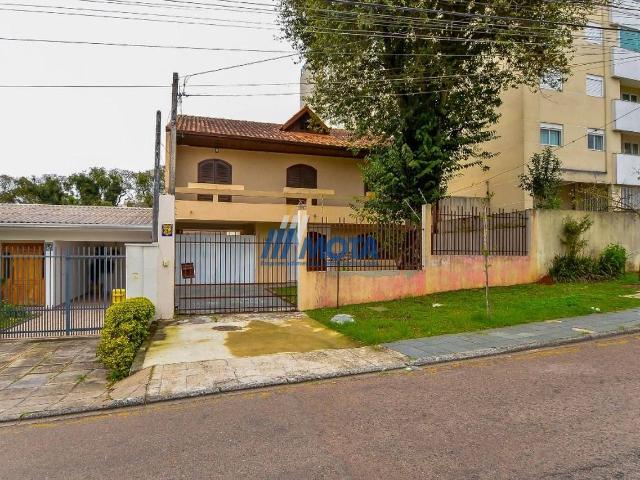 Casa de 197 m² na Pedro Collere Portão Curitiba PR, aluguel por R$ 5.500/mês